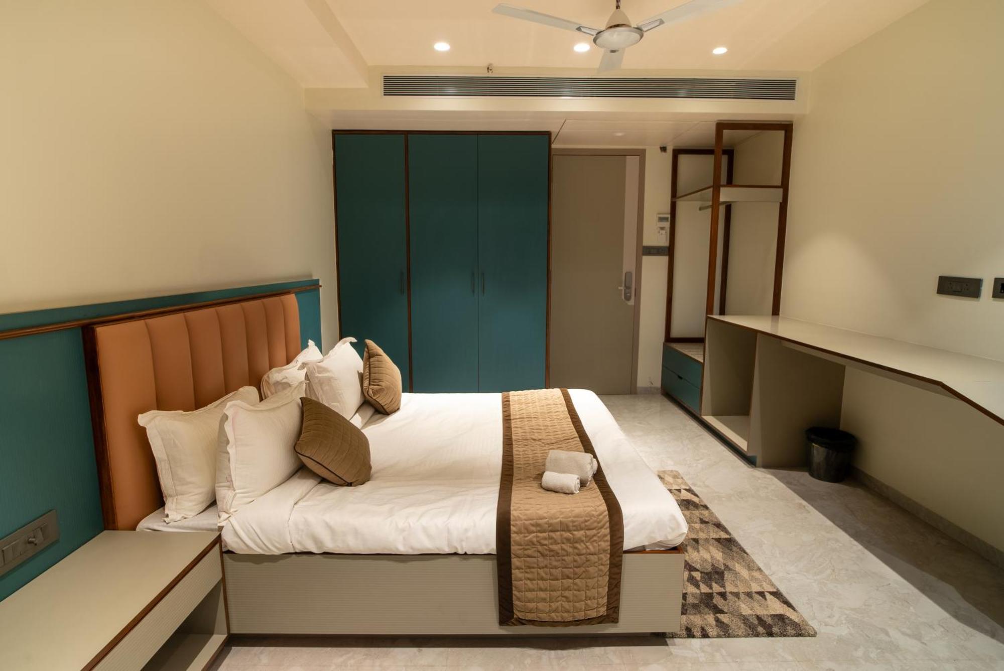 Hotel Shagun Farm Rāipur Eksteriør bilde